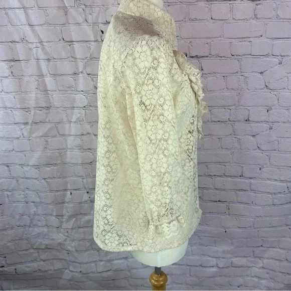 vintage ivory lace carefree fashions Blouse size medium cottagecore - Picture 2 of 7